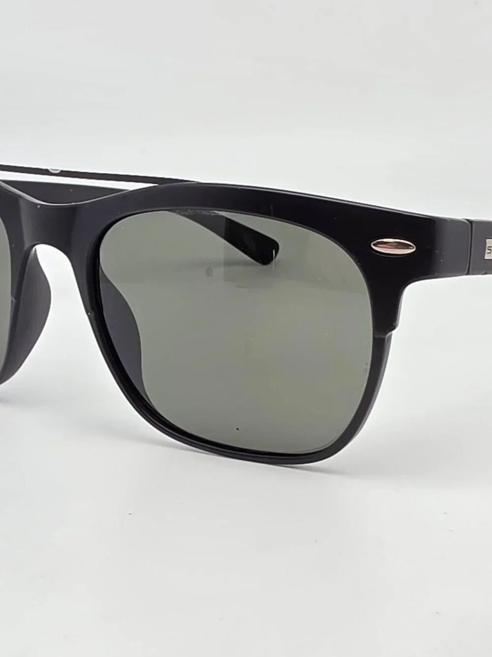 Suncloud Tabor Black Frame Polarized Grey/Green Lens Aviator Sunglasses w/ Case